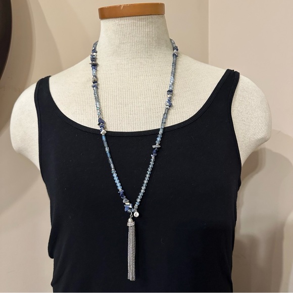 Simply Vera Vera Wang Necklace - long silver w/ blue glass & lapis stone beads - Picture 1 of 14
